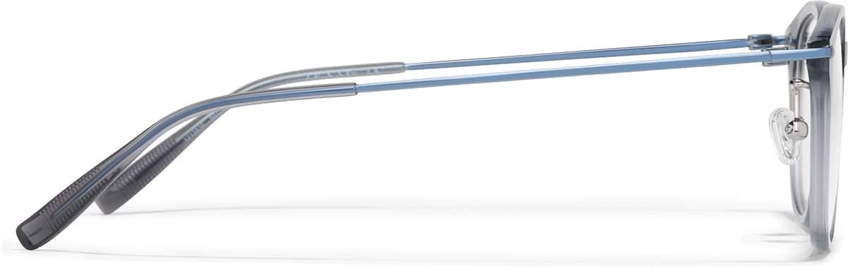 Side view of Verres doucement carrés 1213816 in Bleu