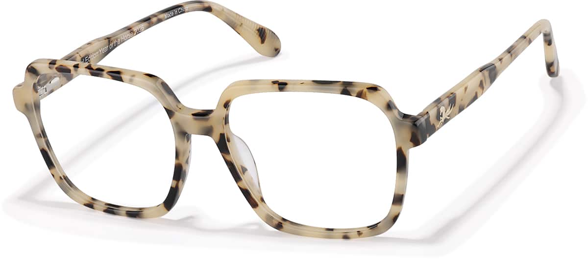 Angle view of Momentum 4480935 in Tortoiseshell