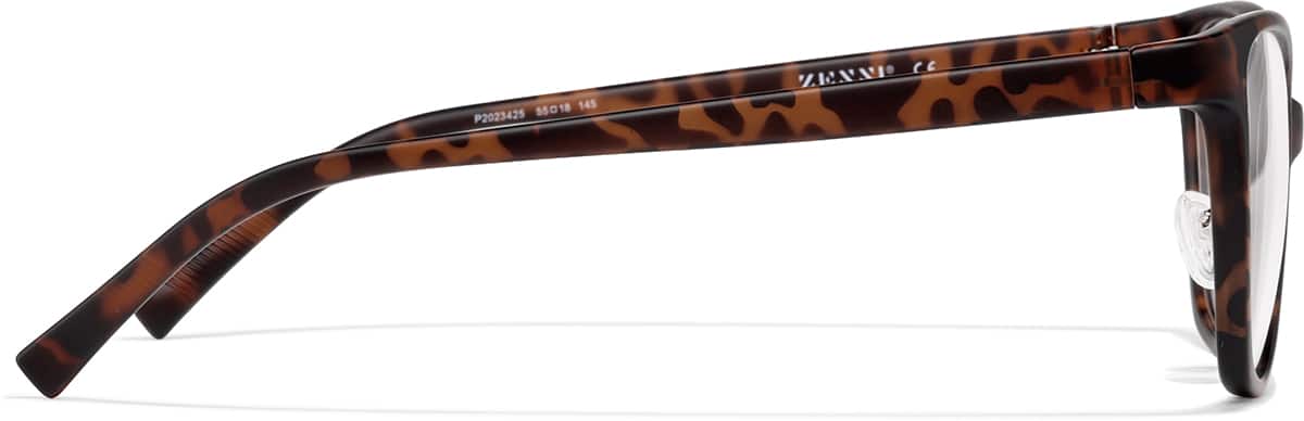 Side view of Cat-Eye Glasses P2023425 in Tortoiseshell