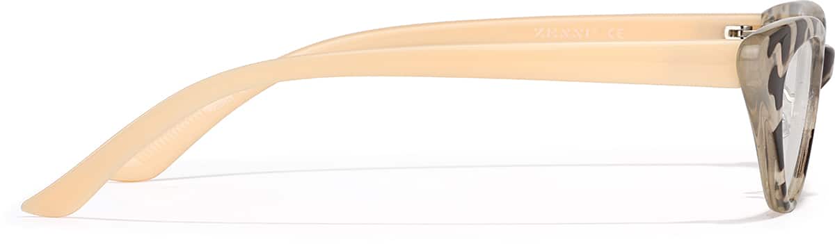 Side view of Cat-Eye Glasses P2025625 in Tortoiseshell
