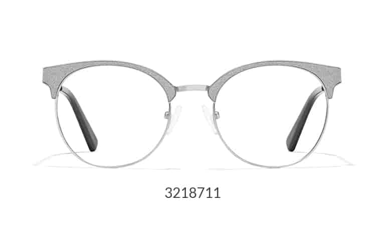 With a sophisticated shimmery brow, these round glasses 3218711 add just the right amount of glam to any outfit.