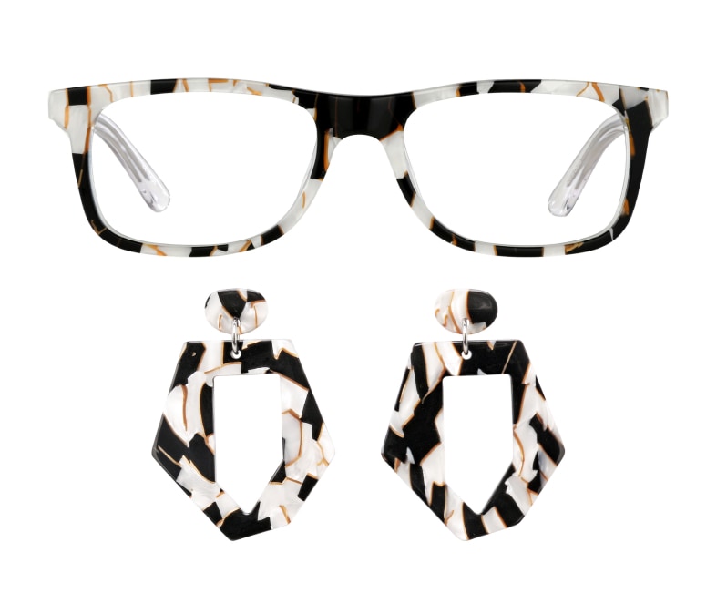 Image of Zenni rectangle glasses #4417431 and earrings #A750000135.