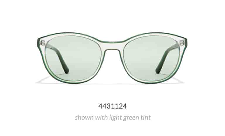 These round glasses are clear with an opaque outline, creating a striking effect. Shown in green with green fashion tint.