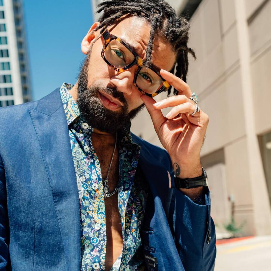 sunglass　custom order Custom Sunglasses & Eyeglasses: Create your Style! | Ray-Ban®