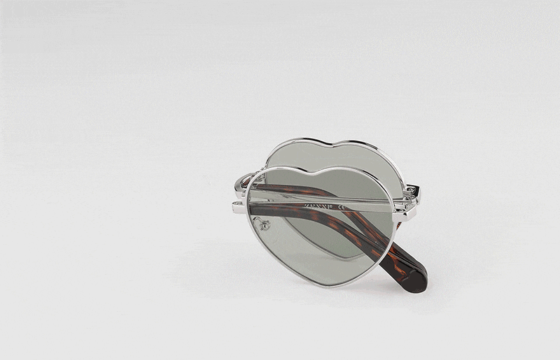 Foldable Stainlees Steel Heart Frames 11616