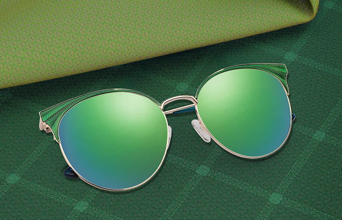 Sunglasses Dior Green in Plastic  28009592
