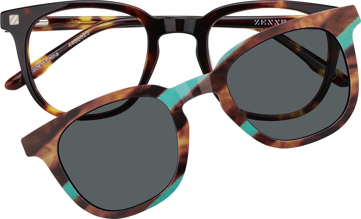 Front view of Kids' Square Magnetic Snap-On Set 4462625 in Tortoiseshell