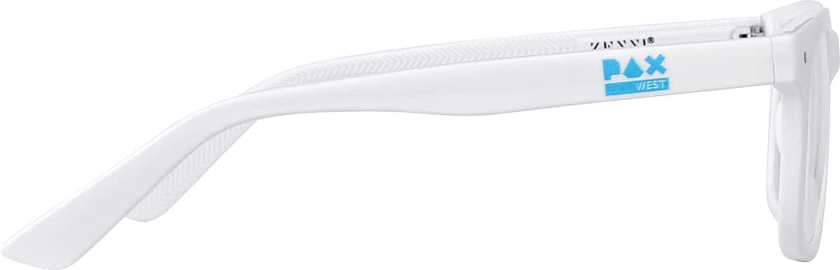 Side view of PAX 99109830 in White