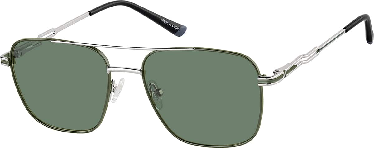 Angle view of Aviator Sunglasses T04802124 in Green